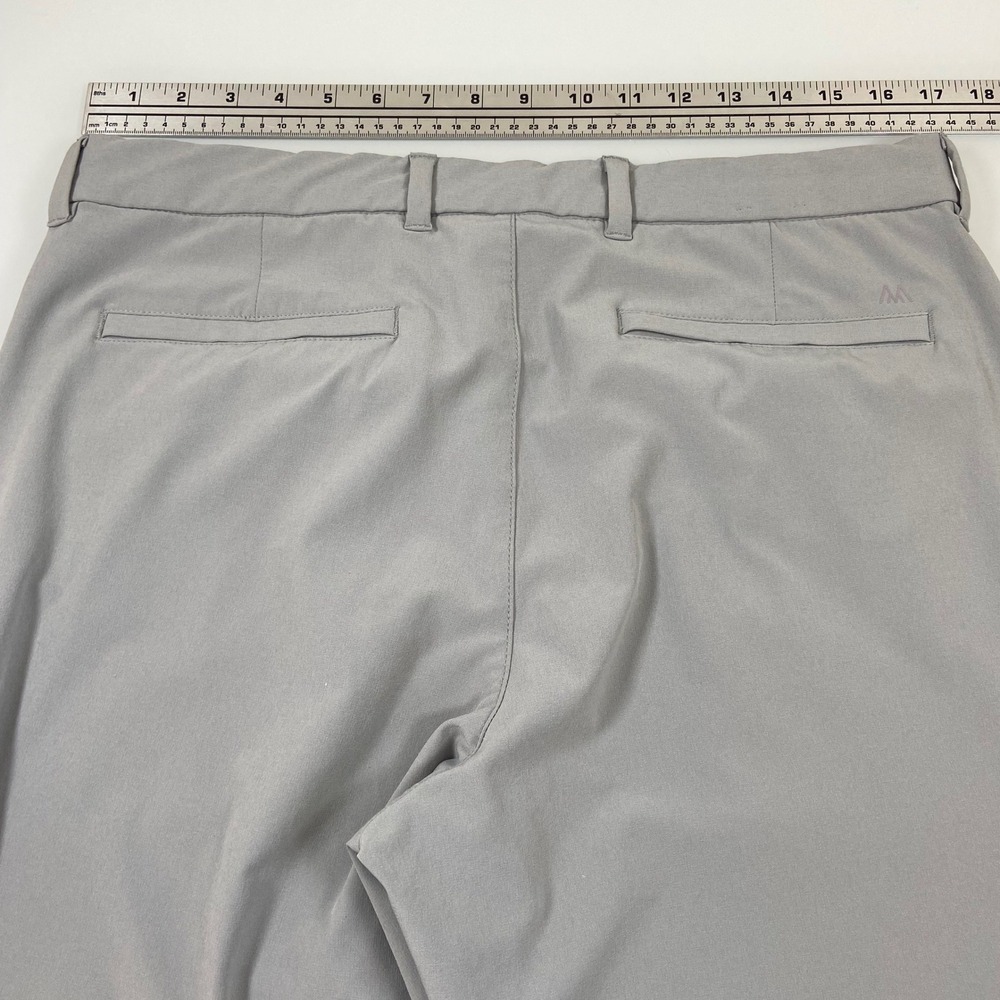 Mizzen+Main Helmsman Golf Pants Mens 34 x31 Slim Fit Light Gray Performance Flaw - Picture 5 of 9